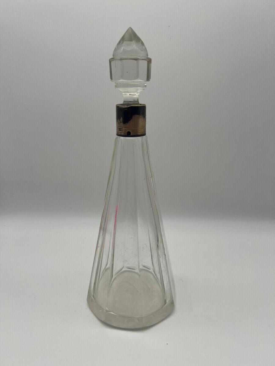 Elegante antieke kristallen karaf met (waarschijnlijk) zilveren hals, ca. 1920-1940
