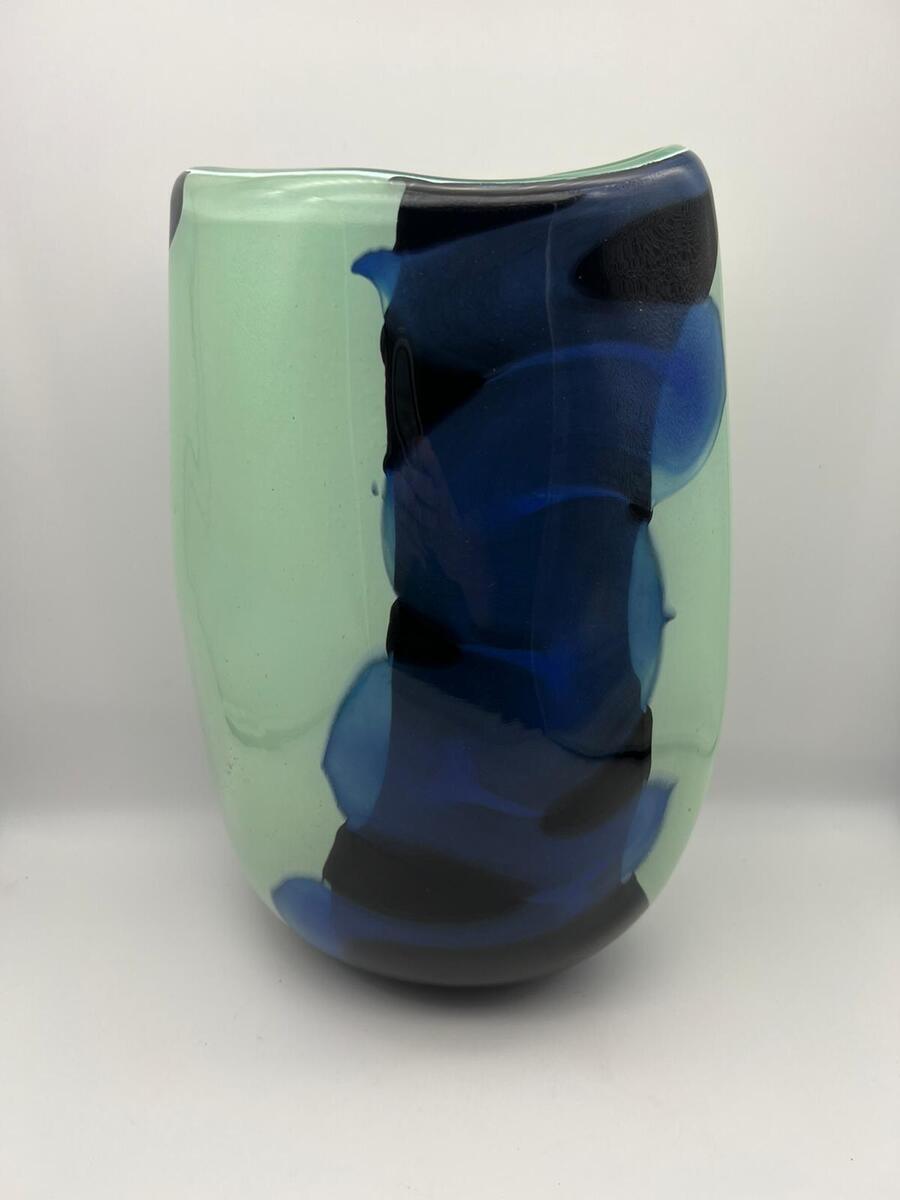 Studioglazen design vaas in blauw en mintgroen