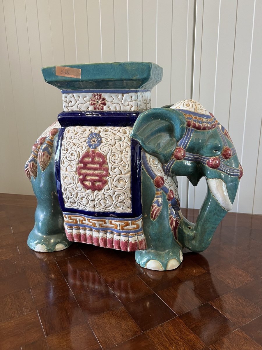 Chinese vintage olifant 