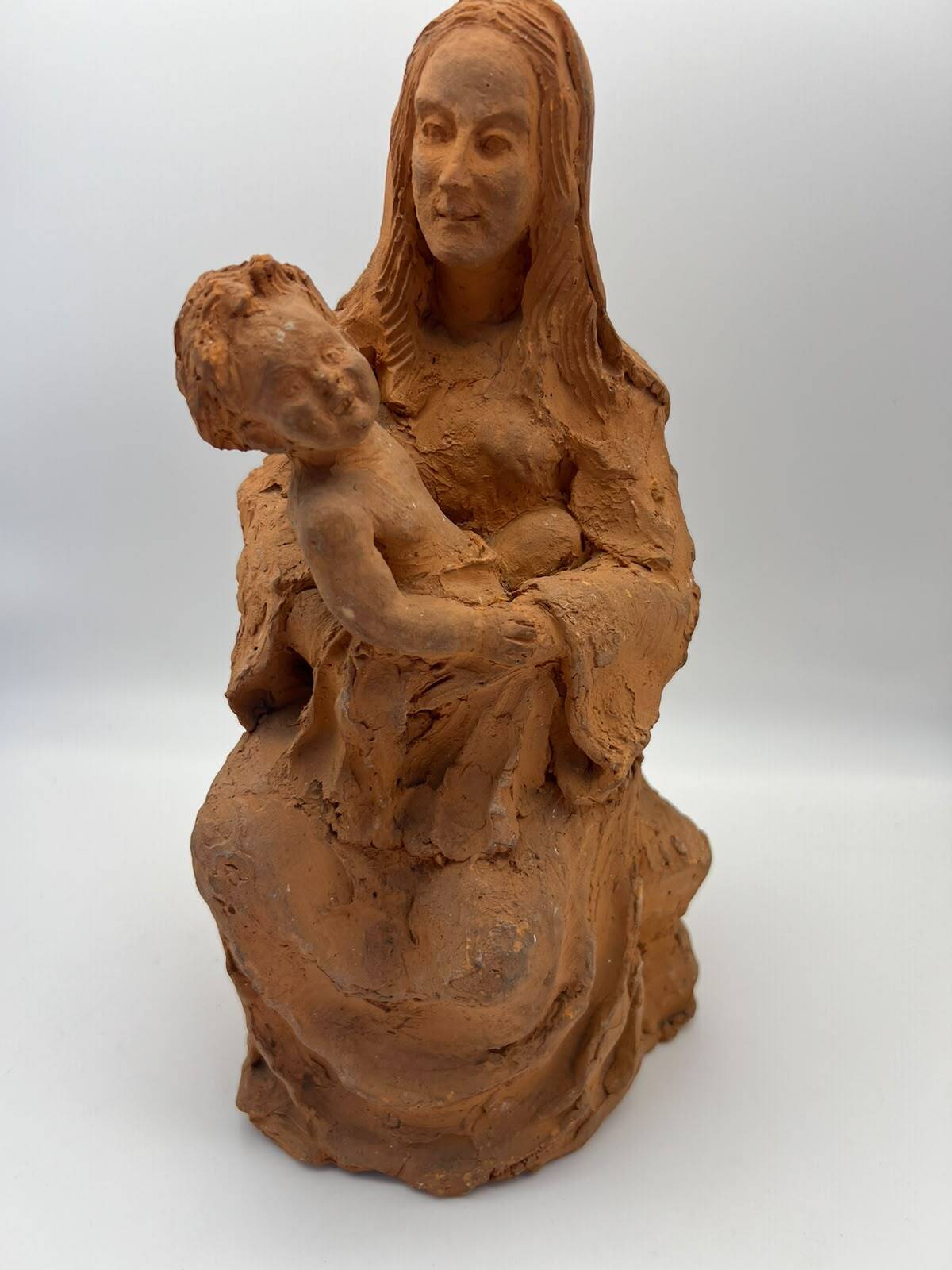 Terracotta sculptuur "Maria met Kind" – kavel bij Het Harener Veilinghuys, Tynaarlo