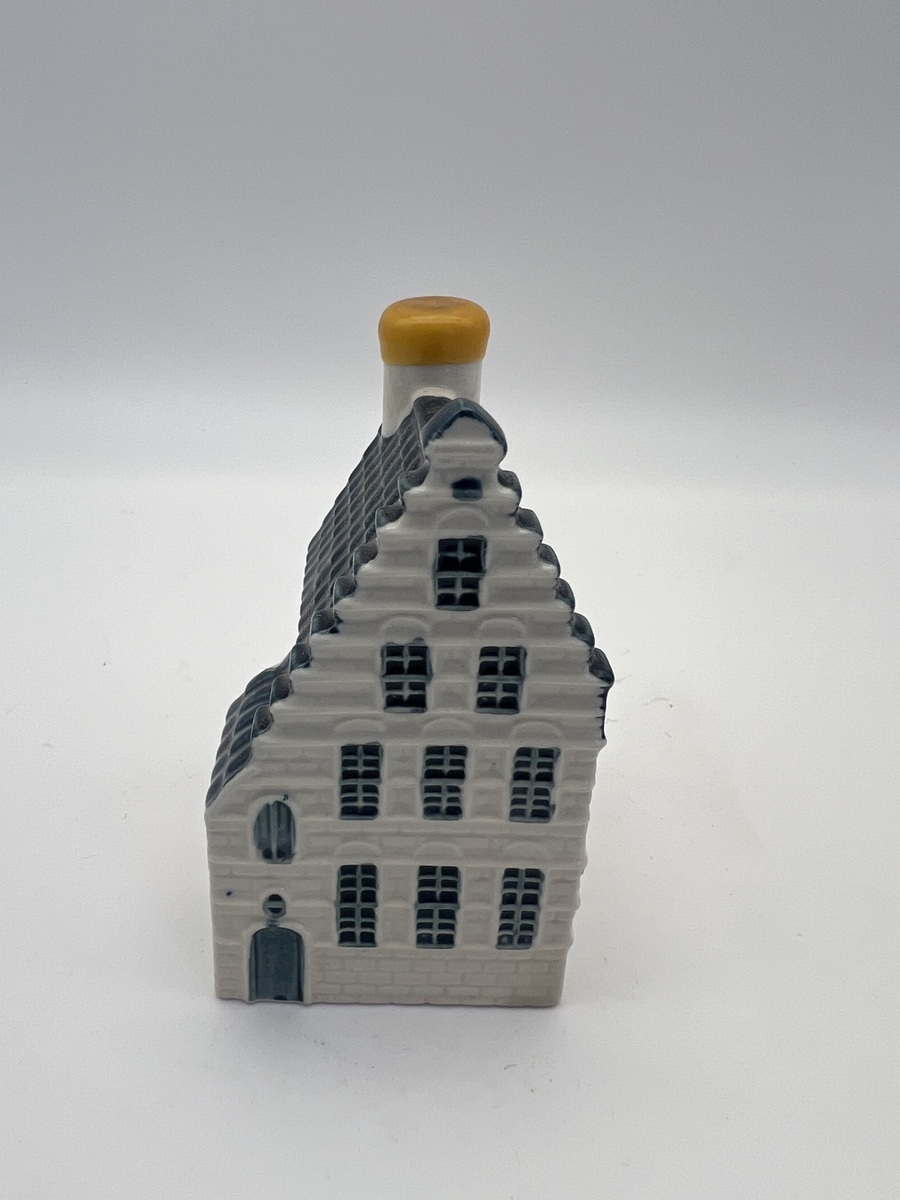 KLM-huisje 44. Heilige Geest of Arme Wees- en Kinderhuis, Leiden