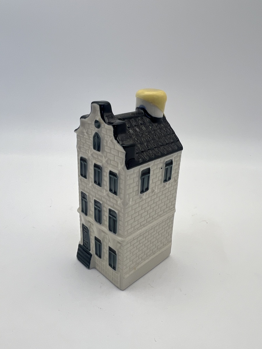 KLM-huisje 45. Keizersgracht 140, Amsterdam 