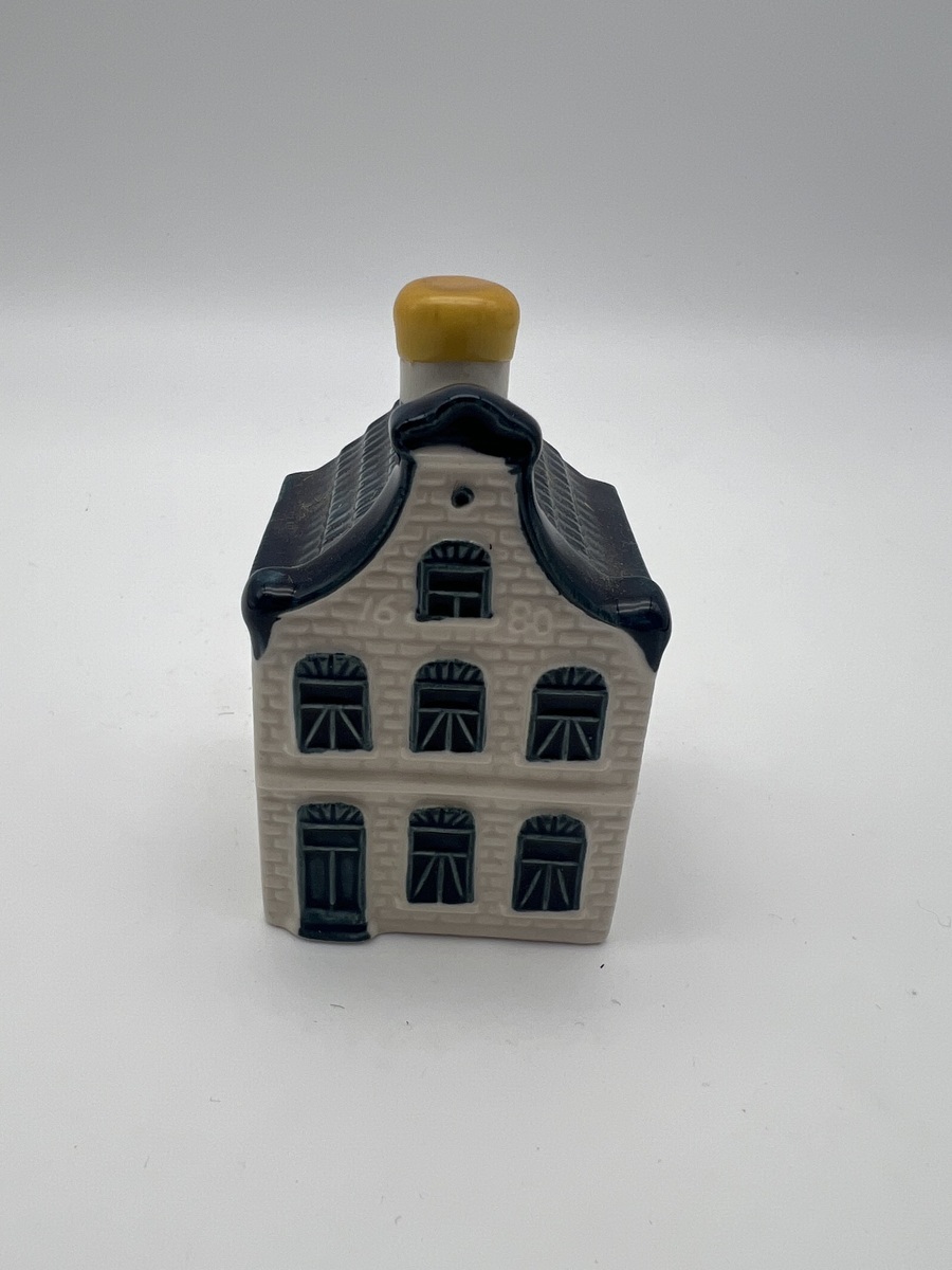 KLM-huisje 5. onbekend Amsterdams grachtenpand.