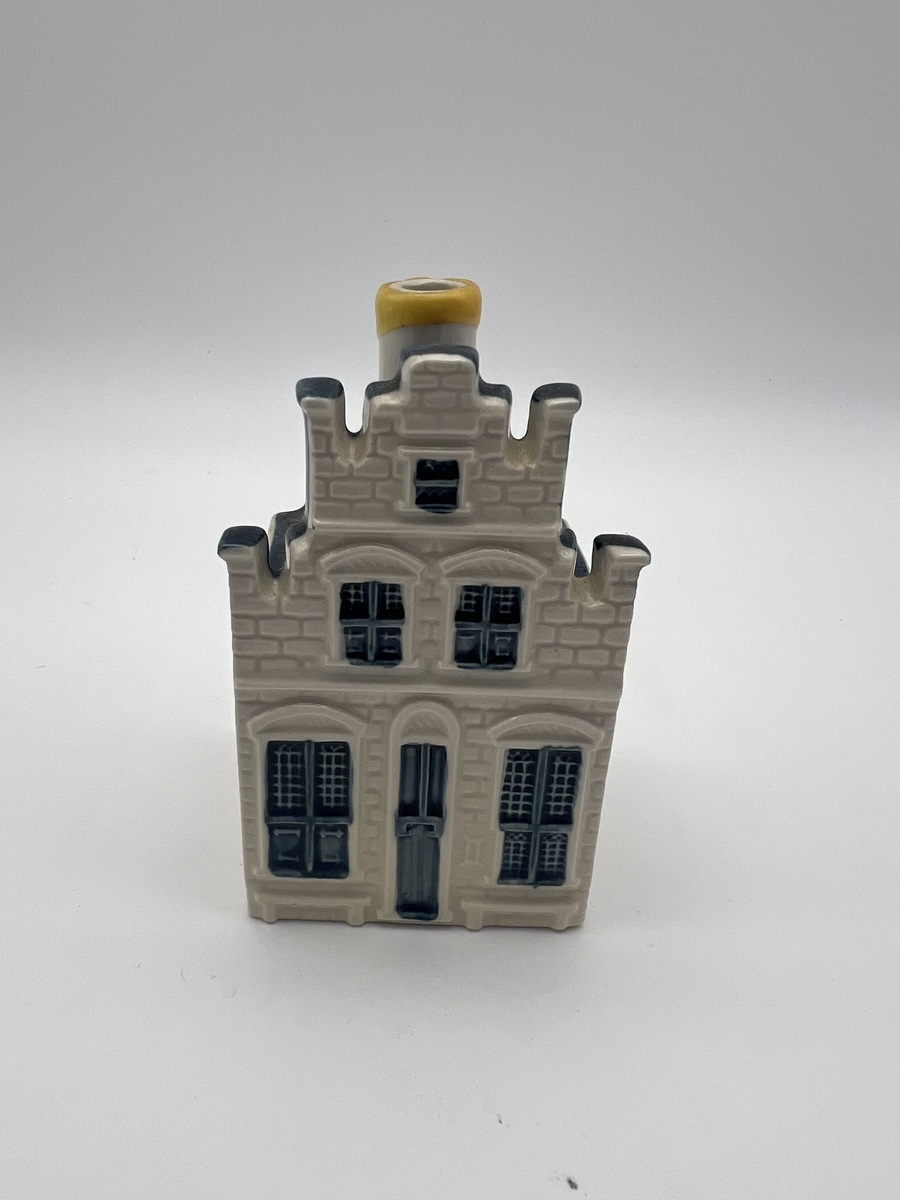 KLM-huisje 76. Het Straatje van Johannes Vermeer, Delft 