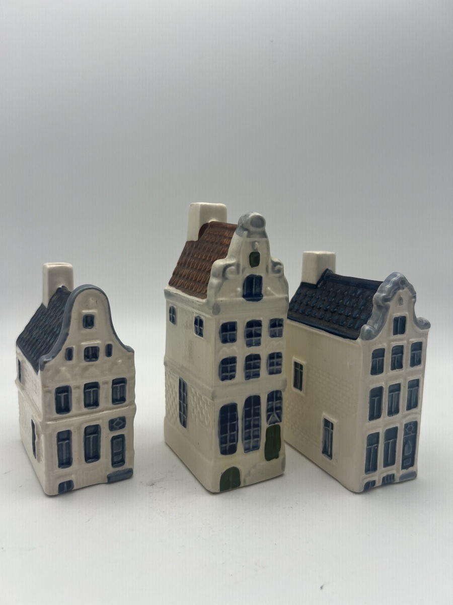Royal Goedewaagen Blue Delft Amsterdam grachtenhuisjes - K110, H97 en K104