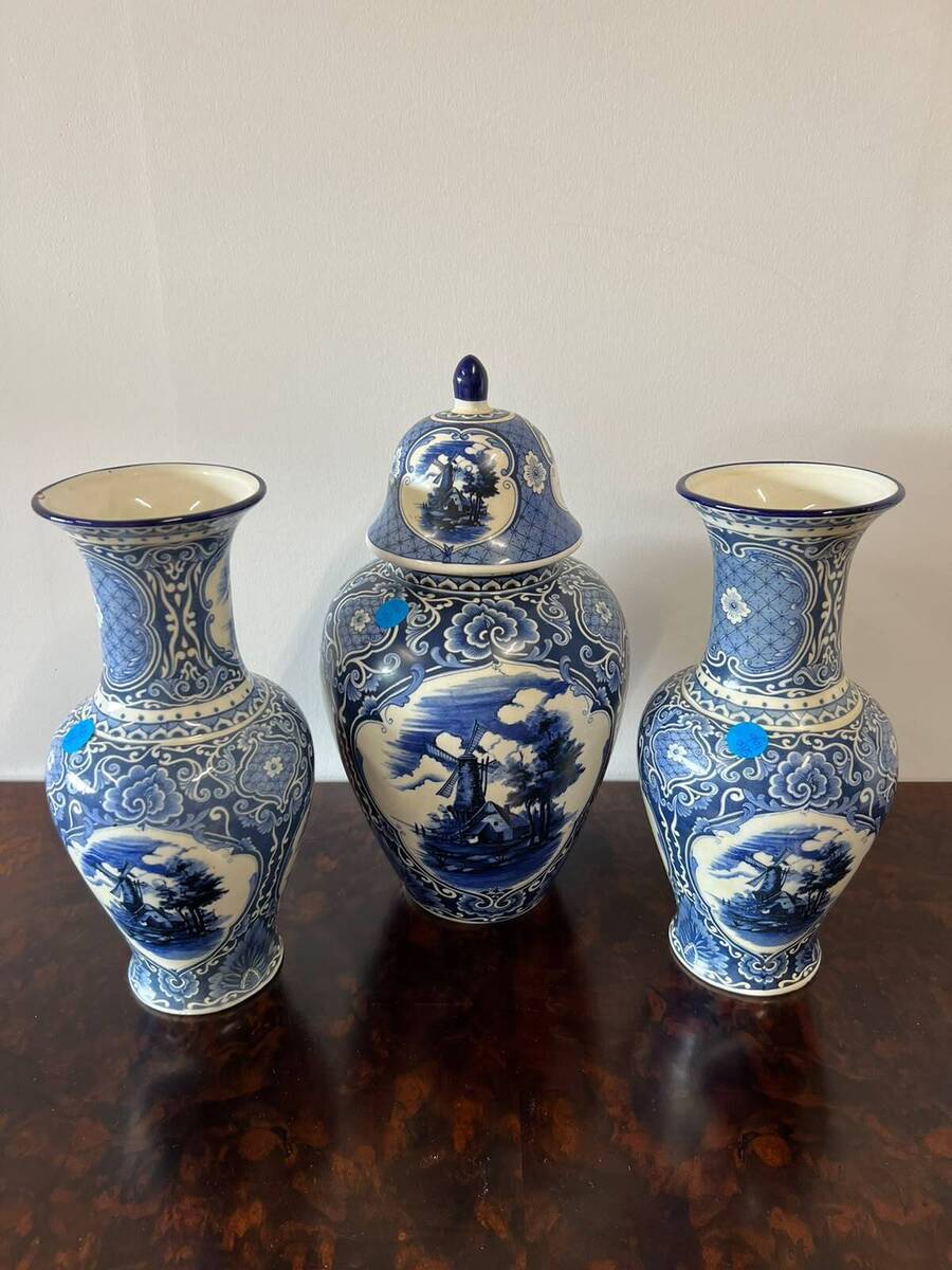 Delft Blauw kaststel - 3-delige garnituur met windmolenmotief 
