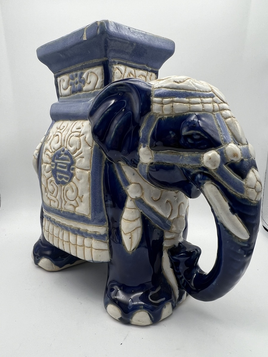 Chinoiserie keramische olifant plantenstandaard 