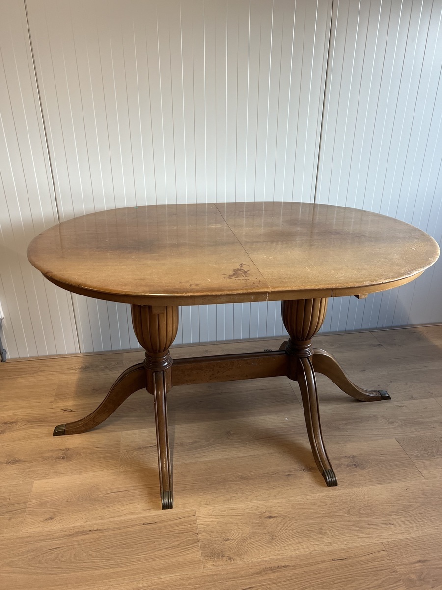 Vintage kolompoot eettafel 