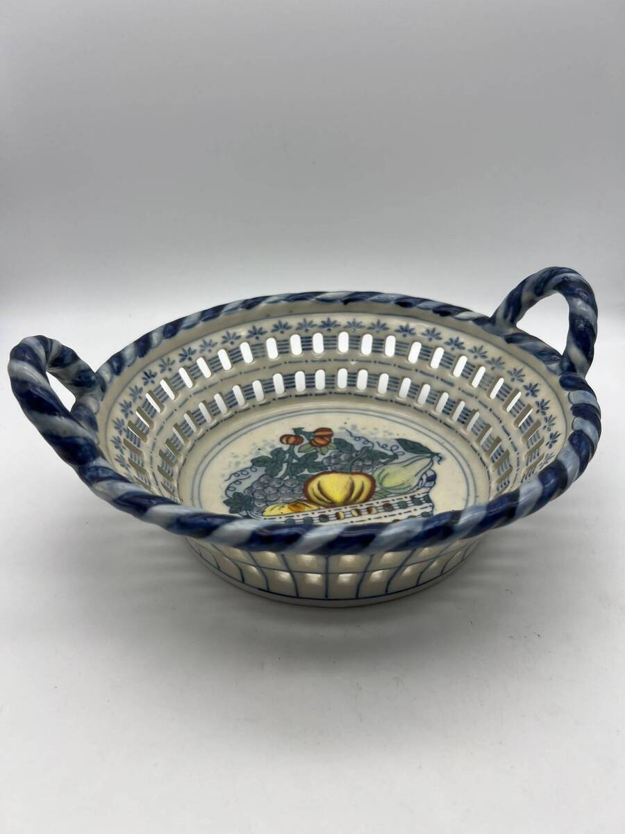 Blauw-witte fruitmand aardewerk (Mand)